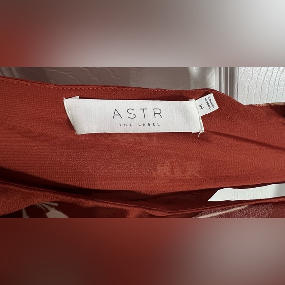 Astr Sleeveless Ruffle Maxi Dress Spice Floral - Picture 4 of 6